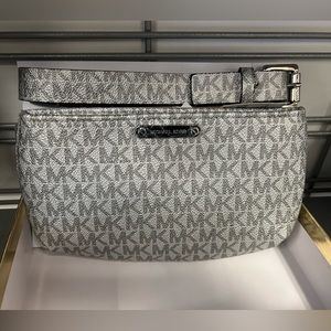 Women’s purse
